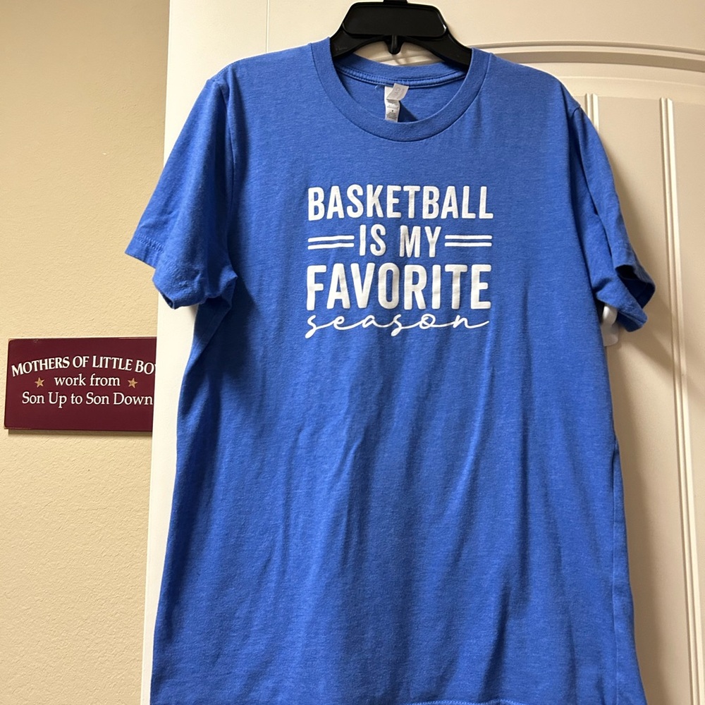 Basketball tee